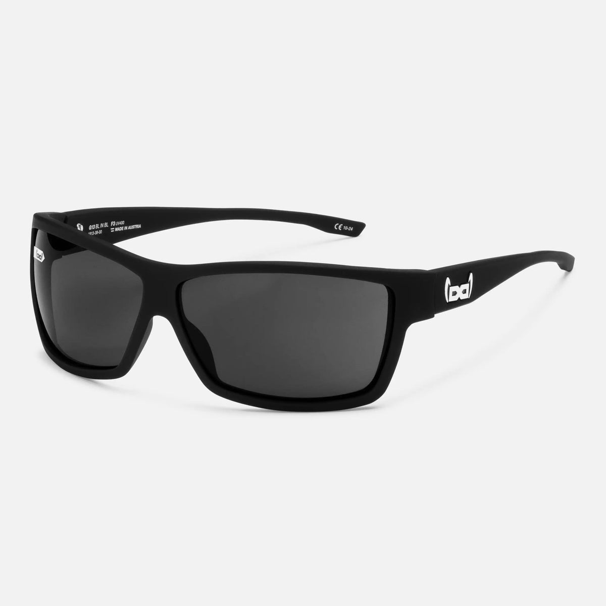 gloryfy G13 black in black Sportbrille – Schrägansicht