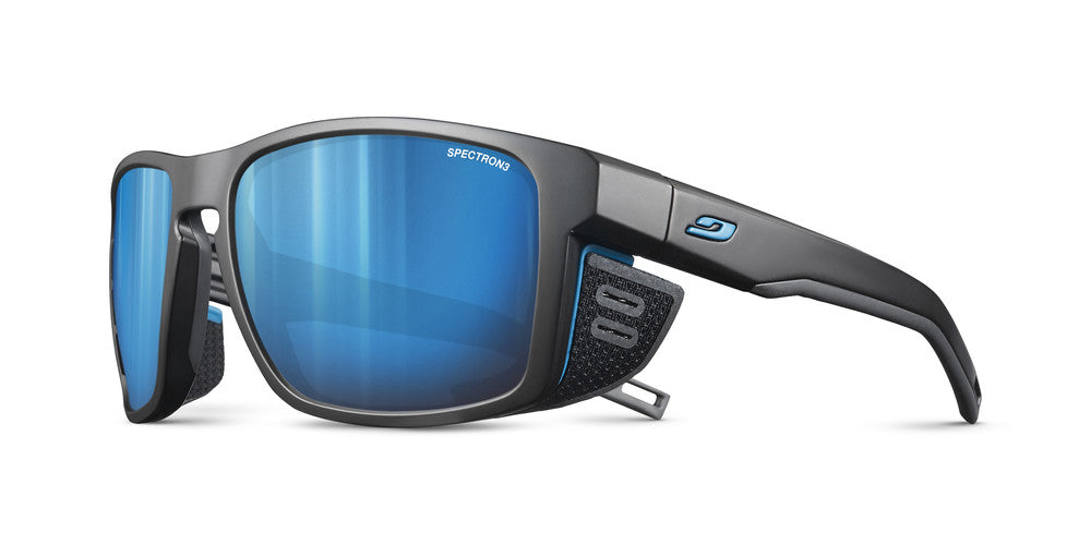Julbo Shield Sportbrille – Schwarz / Blau – Spectron 3 – Frontansicht