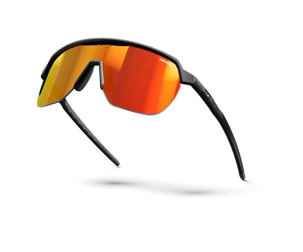 Julbo Frequency Sportbrille – Schwarz / Grau – REACTIV 1-3 Light Amplifier – Detailansicht