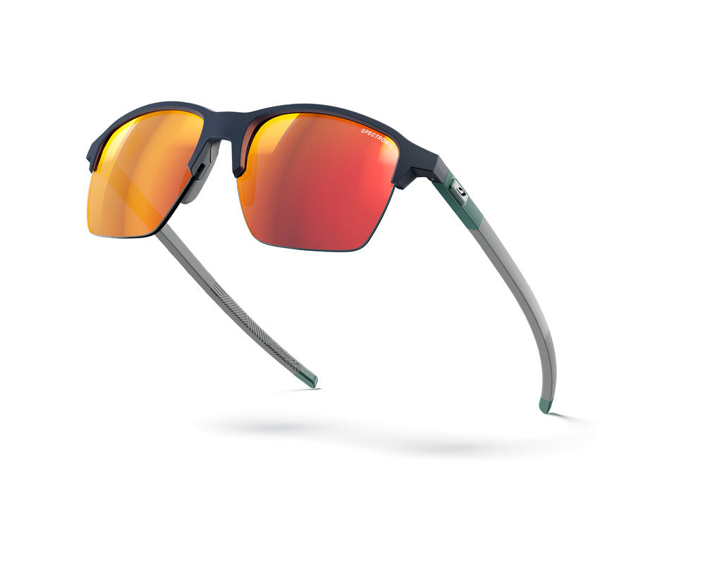 Julbo Crossline Sportbrille – Blau / Grün Glänzend – Spectron 3 – Detailansicht