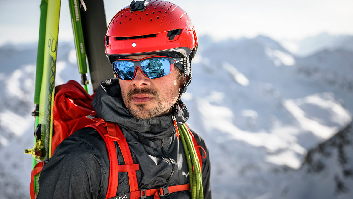 evil eye elate.o pro Sportbrille – dark blue matt – LST® blue light VARiO M – Modelfoto