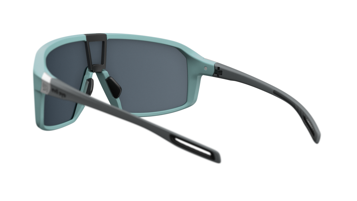 evil eye roadsense Sportbrille – sky grey matt – LST® grey silver M – Rückansicht
