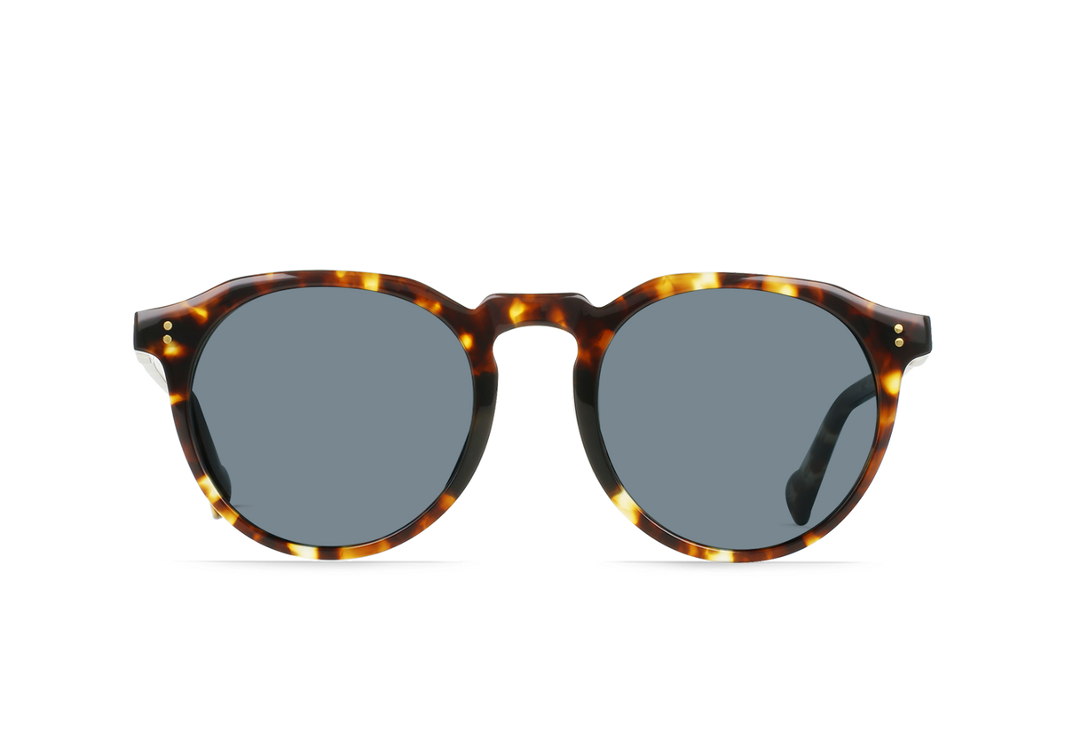 Raen Remmy REC° 52 Sonnenbrille – Brindle Tortoise / Terra Polarized – Ansicht 1