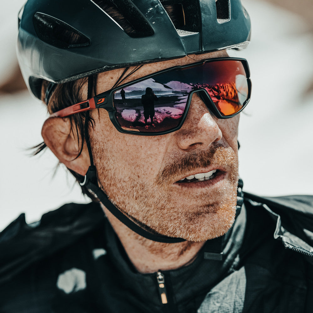 Julbo Rush Sportbrille – Schwarz / Rot – Spectron 3 – Seitenansicht