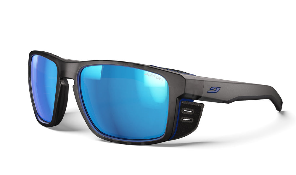 Julbo Shield M Sportbrille – Grau / Blau – Spectron 3 – Frontansicht