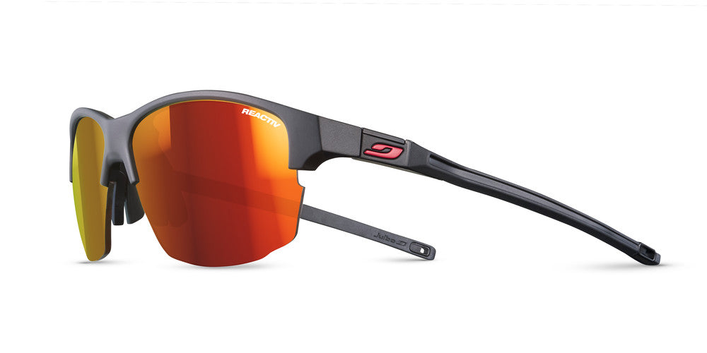 Julbo Split Sportbrille – Schwarz / Rot – REACTIV 1-3 Light Amplifier – Frontansicht