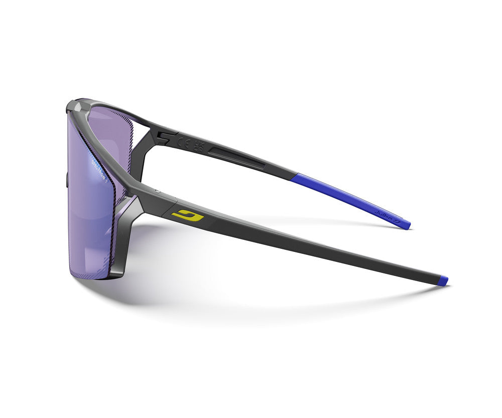Julbo Edge Sportbrille – Schwarz Matt / Blau – Spectron HD 1 – Seitenansicht