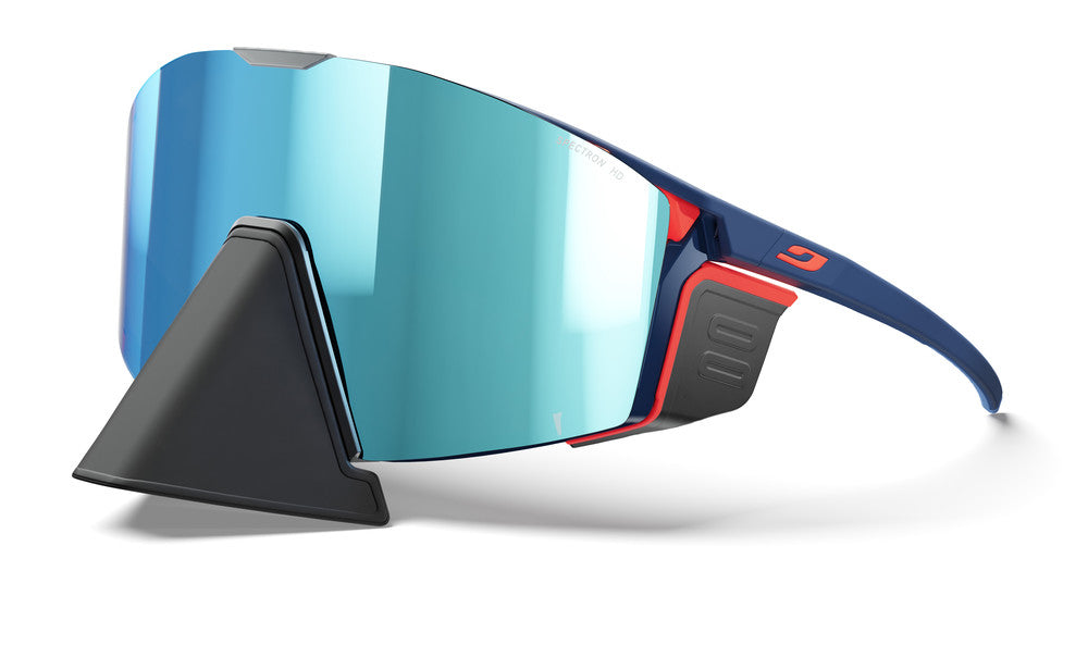 Julbo Edge Cover Ocean Master Sportbrille – Dunkelblau / Neonorange – Spectron HD 4 Polarized – Frontansicht