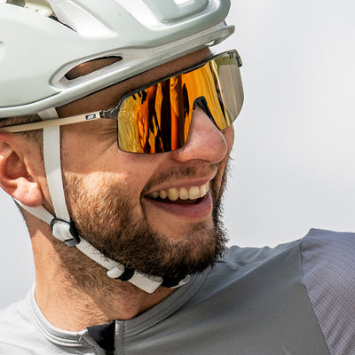Julbo Intensity Sportbrille – Grün Army / Beige Matt – REACTIV 1-3 Light Amplifier – Detailansicht