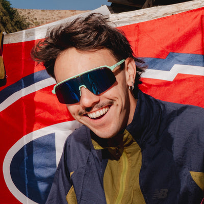 Julbo Intensity Sportbrille – Blassgrün / Violett – REACTIV 1-3 High Contrast – Detailansicht