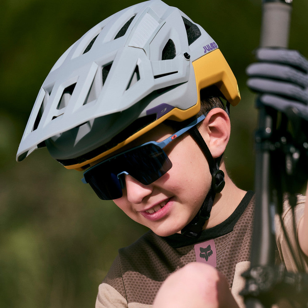 Julbo Intensity Junior Kinder-Sportbrille – Blau – Spectron 3 – Detailansicht