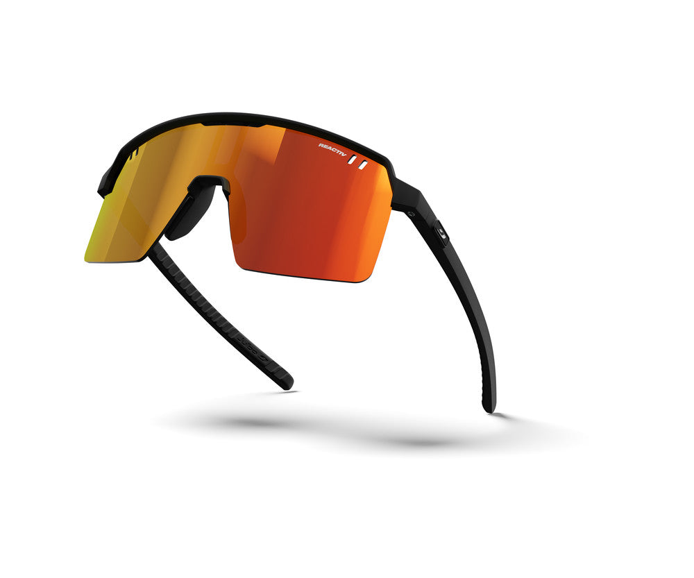 Julbo Intensity Junior Kinder-Sportbrille – Schwarz – REACTIV 1-3 Light Amplifier – Detailansicht