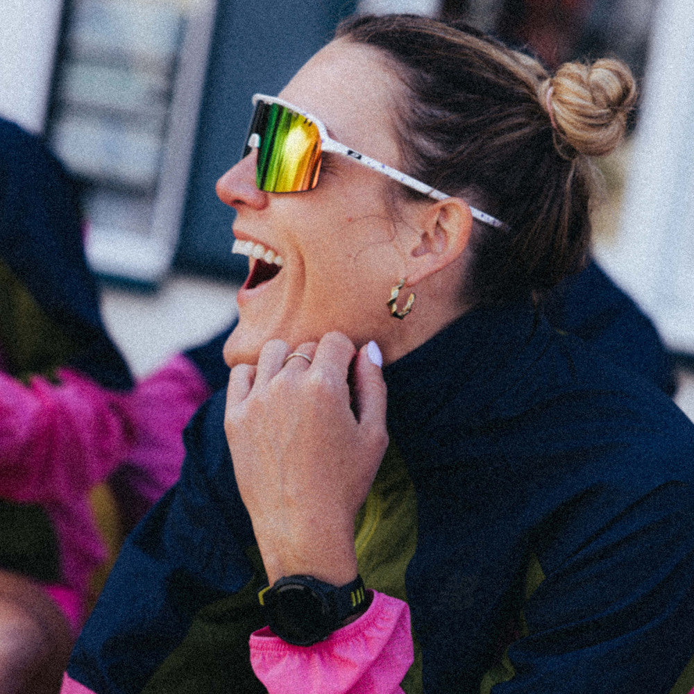 Julbo Intensity S Sportbrille – Weiß / Violett Gesprenkelt – Spectron 3 – Detailansicht