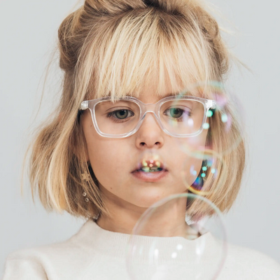 gloryfy GX Kids Shark clear Kinderbrille – Tragebild Damen
