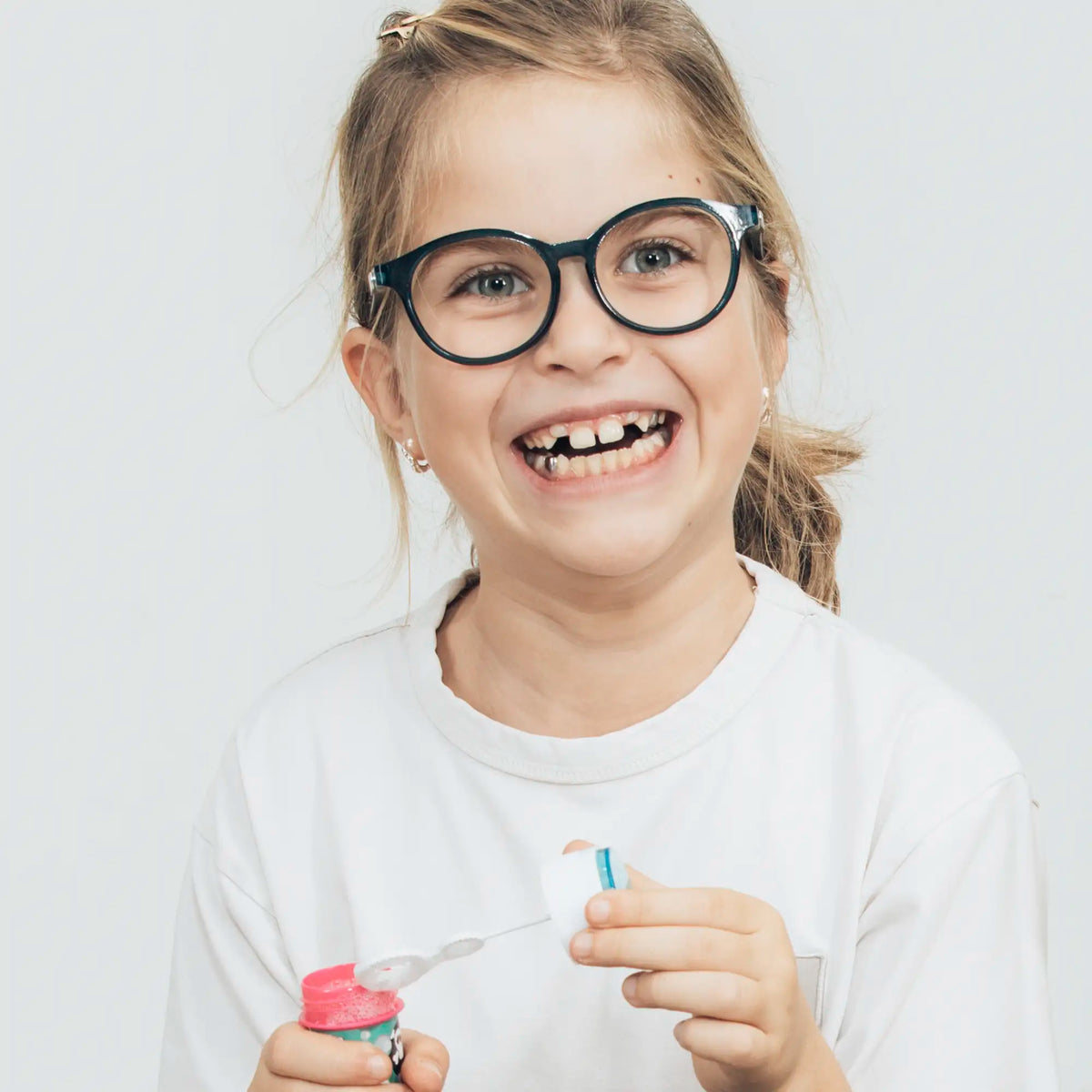 gloryfy GX Kids Taylor rose Kinderbrille – Tragebild Damen
